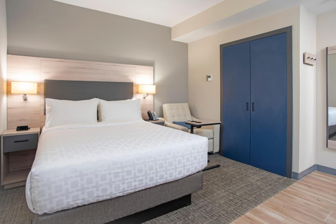 Candlewood Suites - Guadalajara Galerias By Ihg Zapopan Ngoại thất bức ảnh