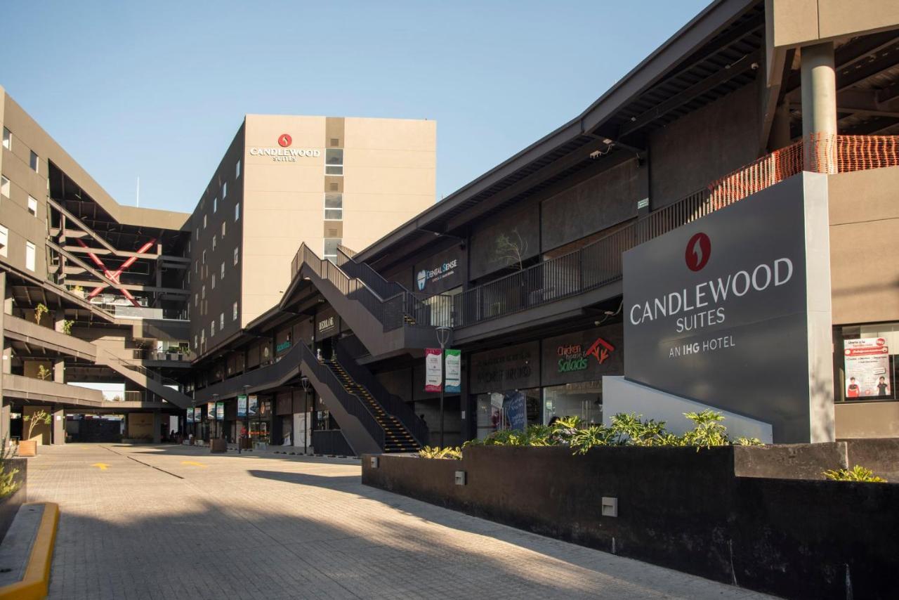 Candlewood Suites - Guadalajara Galerias By Ihg Zapopan Ngoại thất bức ảnh