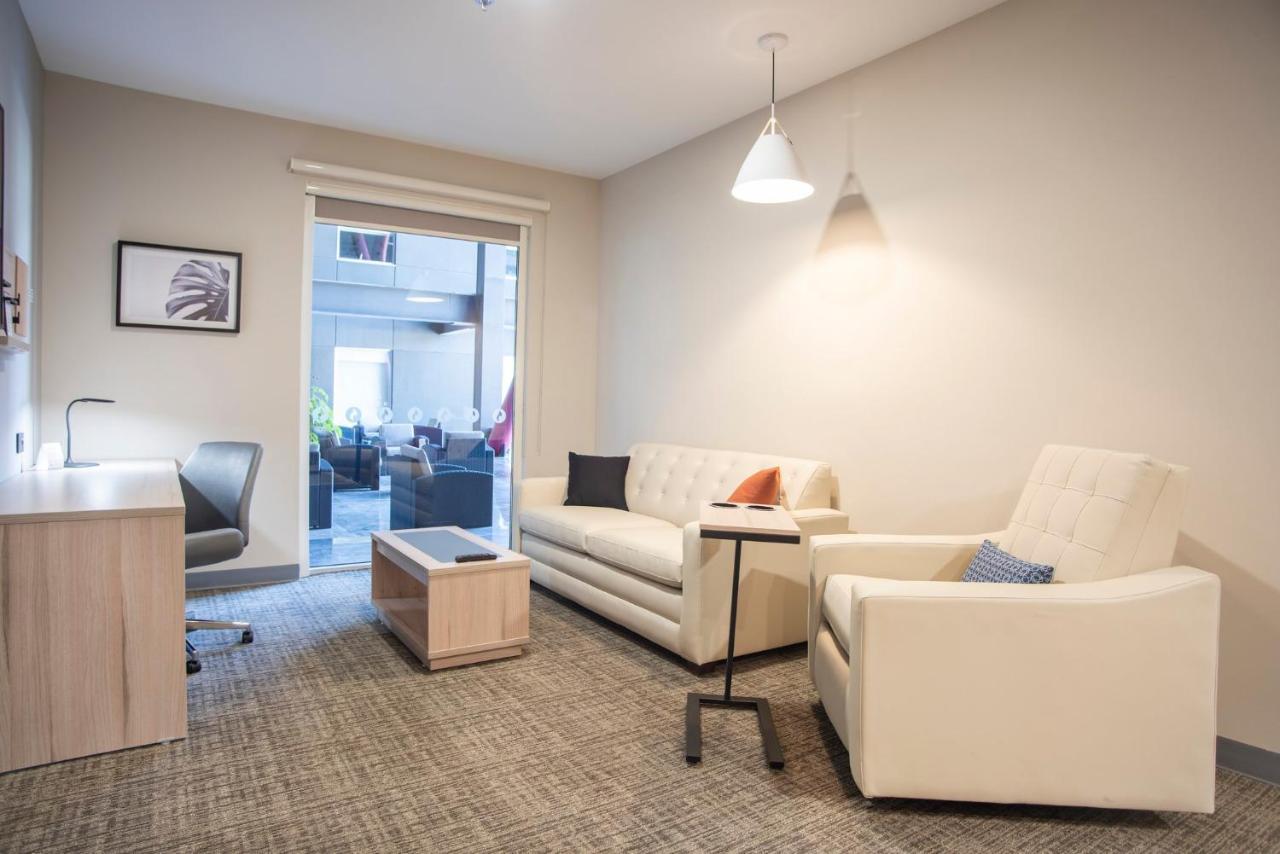 Candlewood Suites - Guadalajara Galerias By Ihg Zapopan Ngoại thất bức ảnh