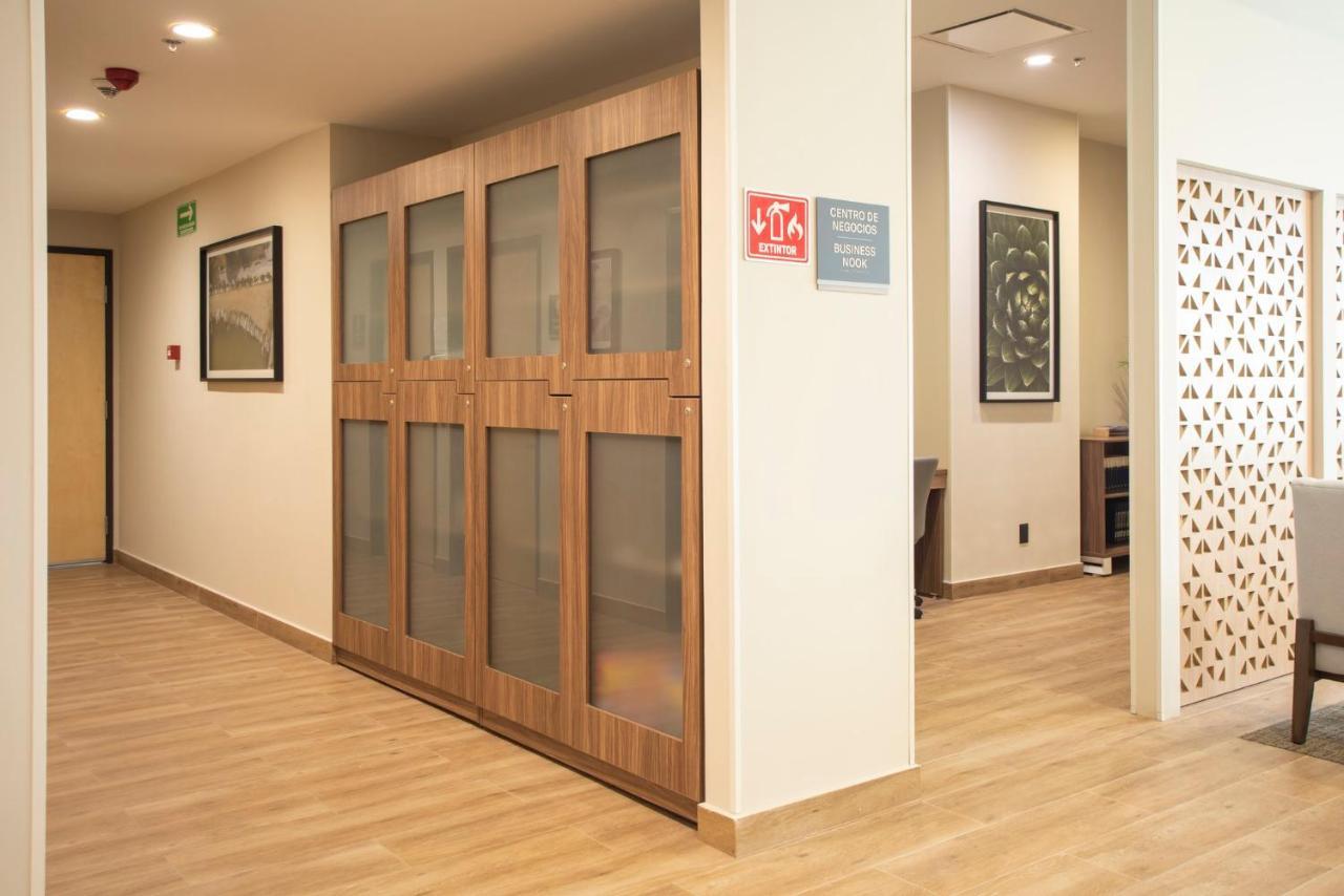 Candlewood Suites - Guadalajara Galerias By Ihg Zapopan Ngoại thất bức ảnh