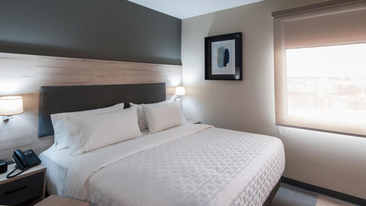 Candlewood Suites - Guadalajara Galerias By Ihg Zapopan Ngoại thất bức ảnh