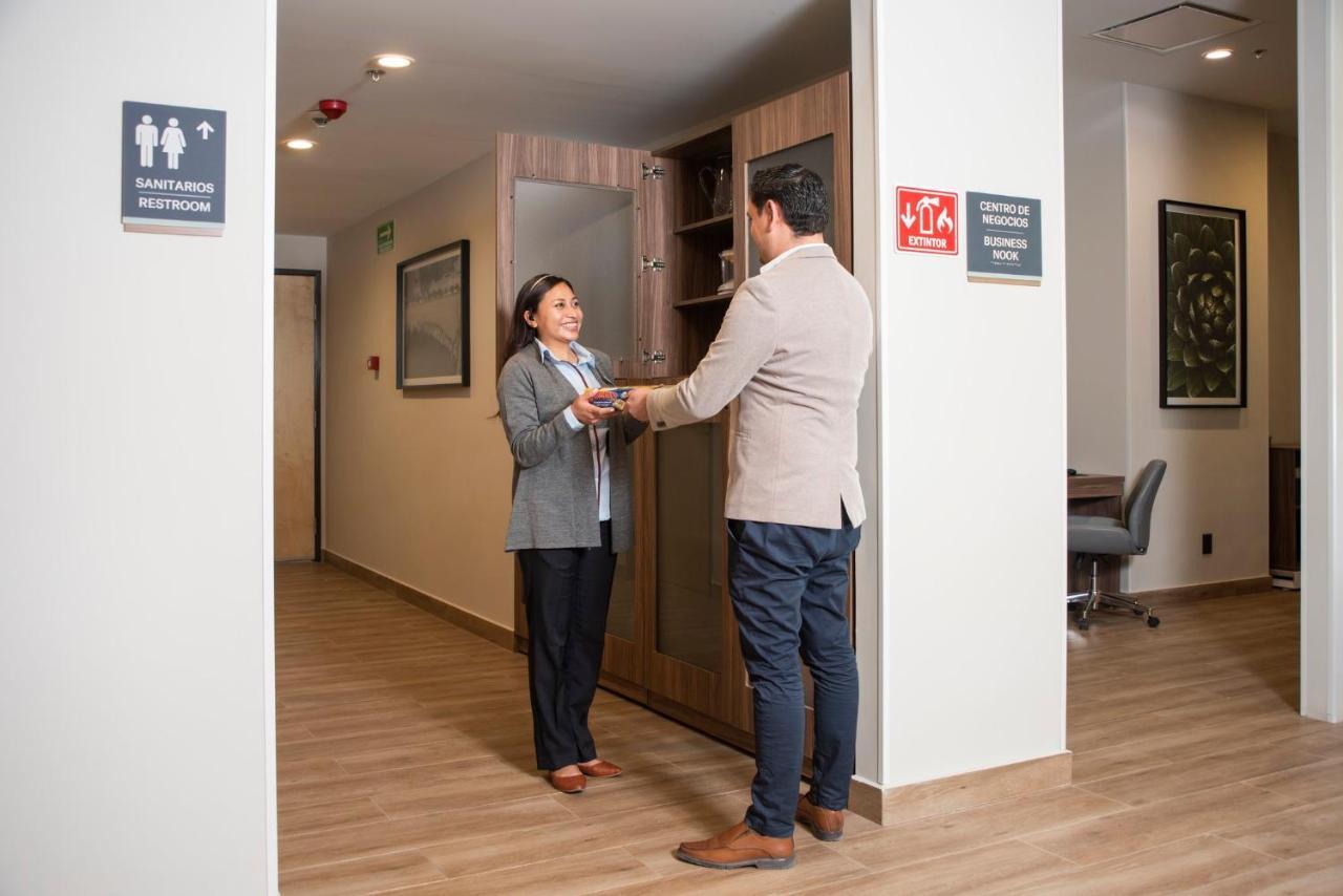 Candlewood Suites - Guadalajara Galerias By Ihg Zapopan Ngoại thất bức ảnh