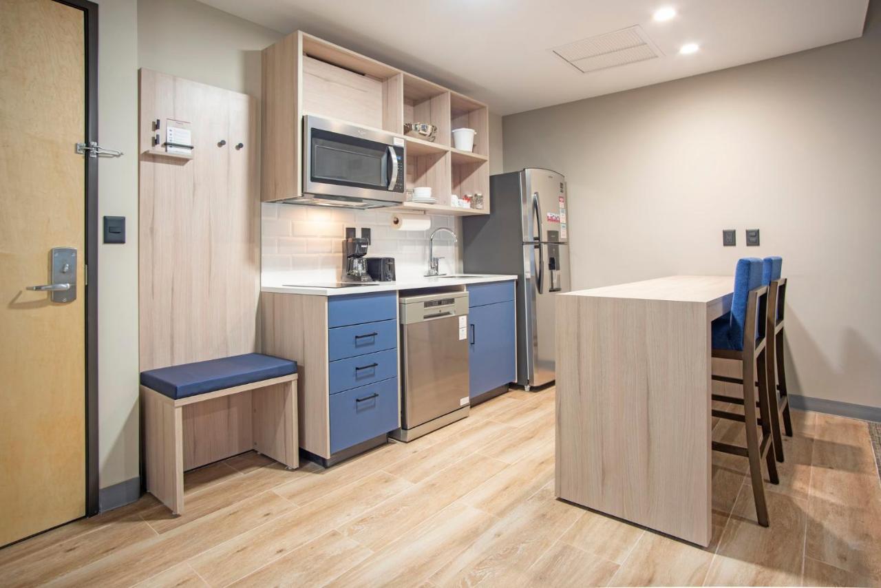 Candlewood Suites - Guadalajara Galerias By Ihg Zapopan Ngoại thất bức ảnh