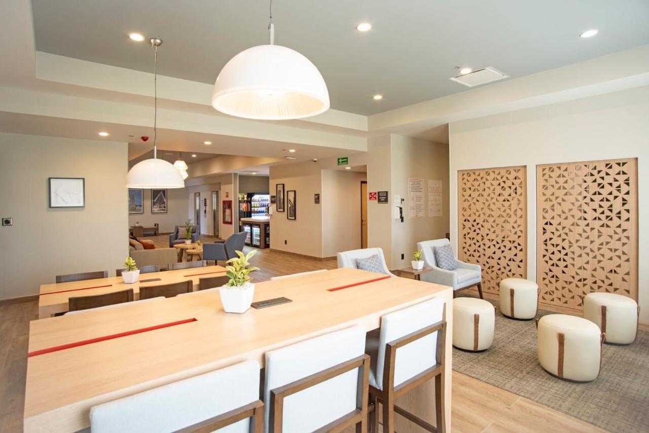 Candlewood Suites - Guadalajara Galerias By Ihg Zapopan Ngoại thất bức ảnh