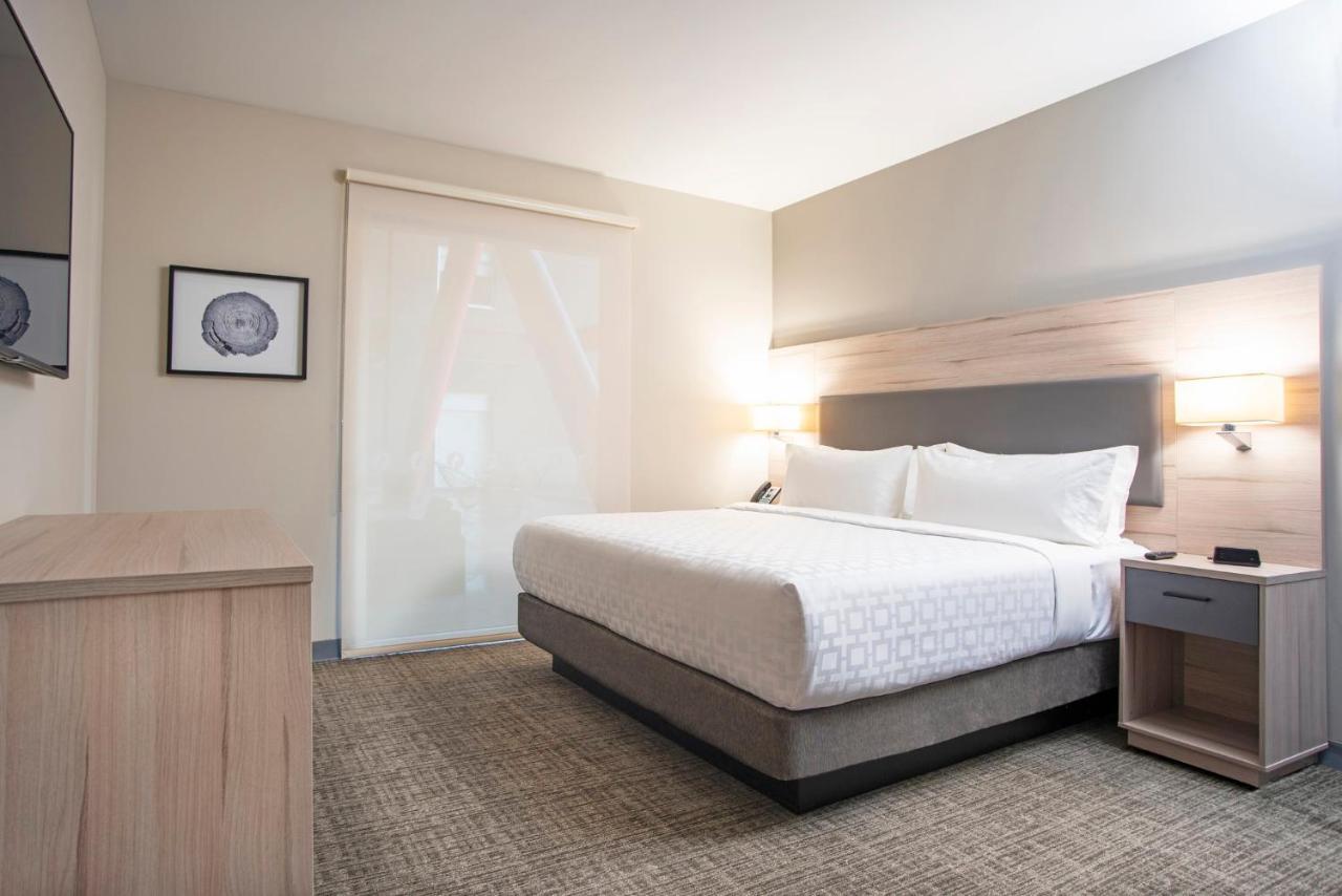 Candlewood Suites - Guadalajara Galerias By Ihg Zapopan Ngoại thất bức ảnh